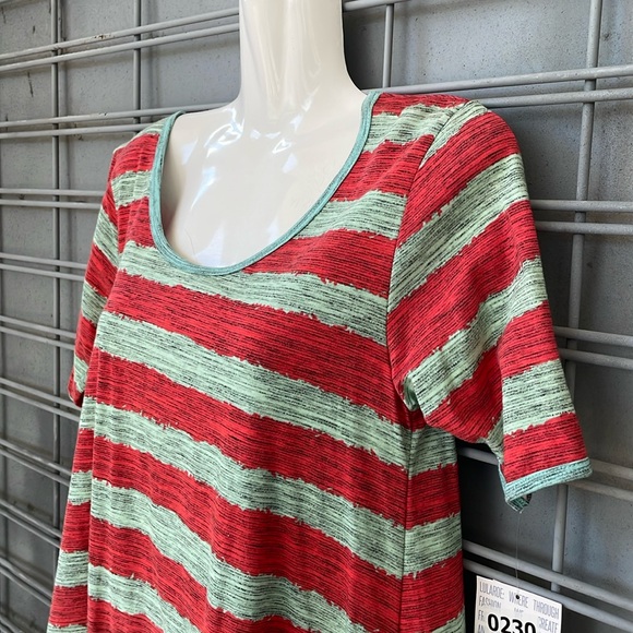 LulaRoe Striped & Microstriped Printed Perfect T High Low Top-#0230 - Picture 2 of 12
